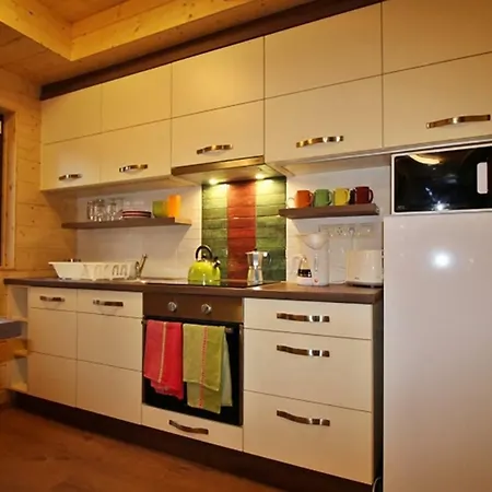 Dunaparti Haz Stand U 27e Ferienhaus *